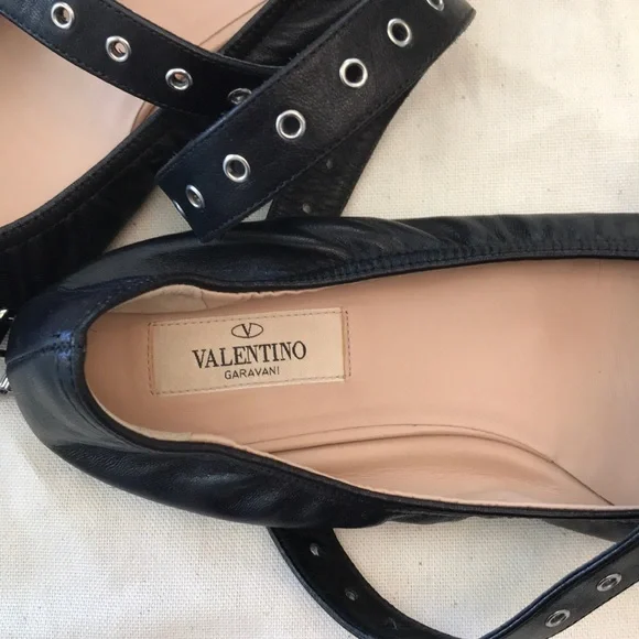 Authentic Valentino Black Leather Grommet Ankle Wrap Flat - Picture 8 of 8
